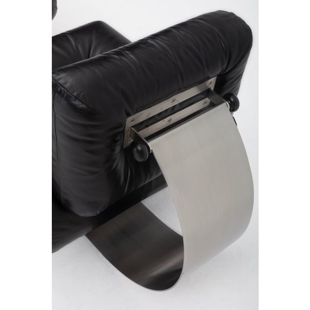 Oscar Niemeyer “Alta” Lounge Chair and Ottoman for Mobilier International, 1971 For Sale - Image 15 of 18