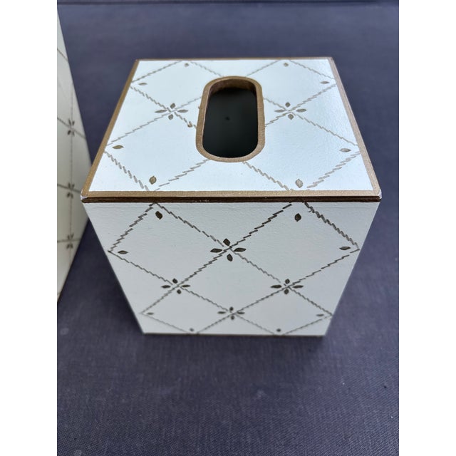 Wood Allen G Designs Hand-Painted Ivory & Gold Wastebasket & Tissue Box Set For Sale - Image 7 of 11