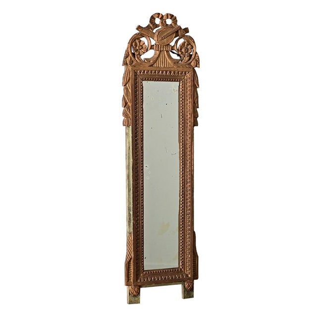 French 18th Century Louis XVI Style Hand-Carved Giltwood Mirror For Sale - Image 9 of 9