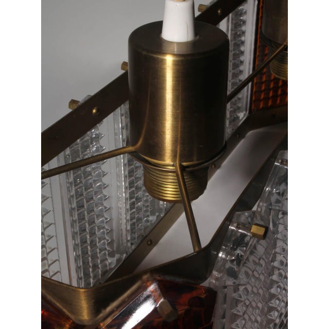 Mid-Century Modern Crystal and Brass Pendant Light by Wiktor Berndt for Flygsfors, Sweden, 1960 For Sale - Image 4 of 9