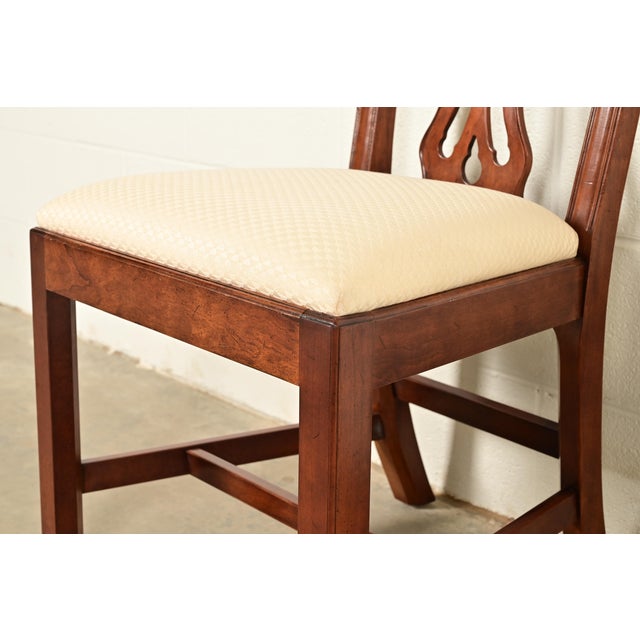 Henredon Georgian Carved Mahogany Side Chairs or Dining Chairs, Pair For Sale - Image 9 of 14