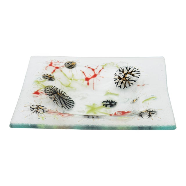 Mid Century Modern Higgins Fused Glass Bowl With Hanging Man Signature., 1950's For Sale