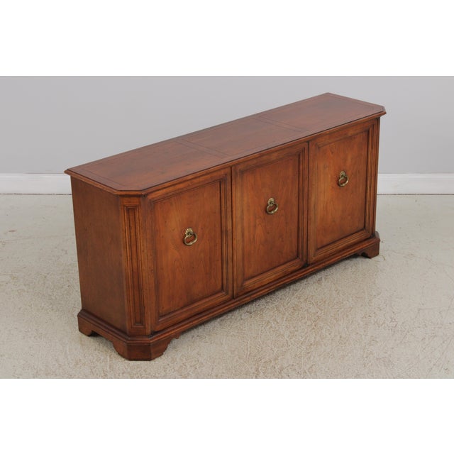 Traditional Baker Milling Road 3 Door Mahogany Sideboard For Sale - Image 3 of 15