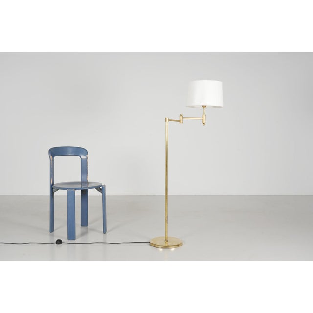 Reading Floor Lamp in Brass, 1980s, in Good conditions. Designed 1980 to 1989 European Plug (up to 250V).The wiring of...