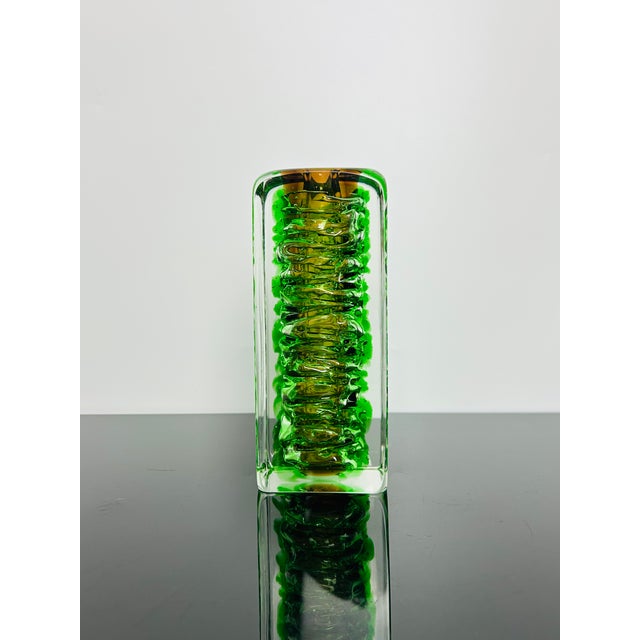 Model 6860/18 Topaz and Uranium Art Glass Vase by František Vízner for Škrdlovice, Czechoslovakia, 1960s For Sale - Image 14 of 14