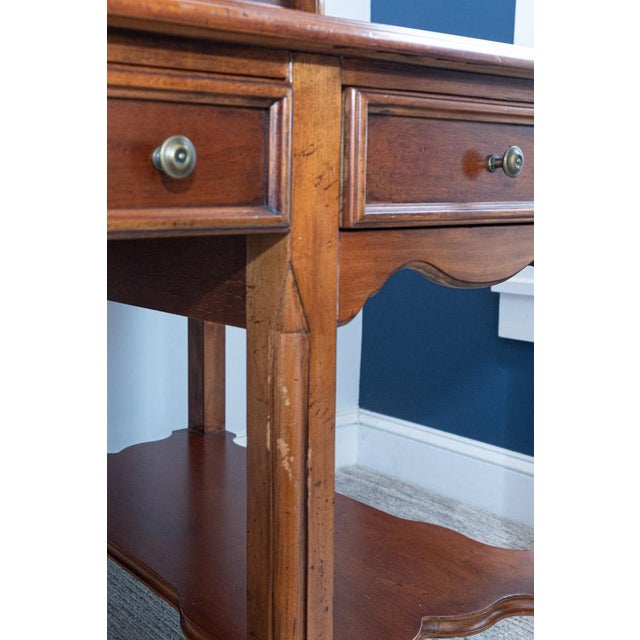 Executive Writing Desk - Perfect for Lawyers or Sole Proprietors For Sale - Image 9 of 13