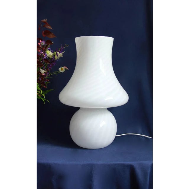 This is a stunning imposing Murano Mushroom Lamp, realised in Italy during the eclectic 70s. It is a one piece of delicate...