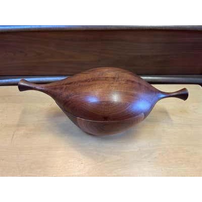 Daniel Loomis Valenza Lidded Hand-Carved Box. Sculptural Lidded Box fits together like a glove! Beautiful Walnut with...