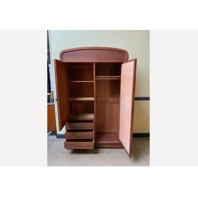 1910s Antique Art Nouveau Linen Wardrobe, 1910 For Sale - Image 5 of 9