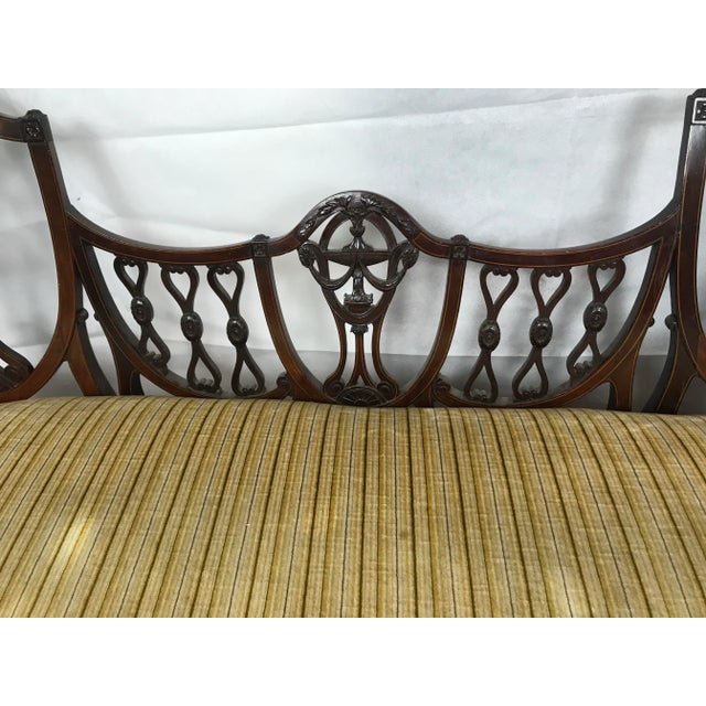 Antique Hepplewhite Loveseat Settee Sofa Hepplewhite Timeless Elegance Magnificent Mahogany Masterpiece! Incredibly...