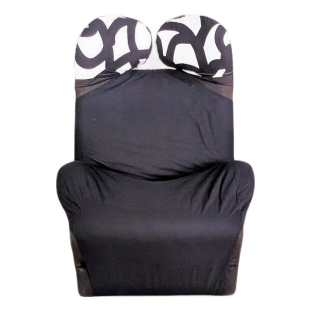Wink Chair in Black and White Upholstery by Toshiyuki Kita for Cassina For Sale