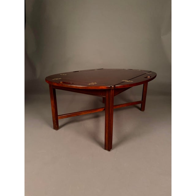 Vintage English Mahogany Butler’s Drop-Leaf Tray Coffee Table With Brass Hinges For Sale - Image 13 of 18