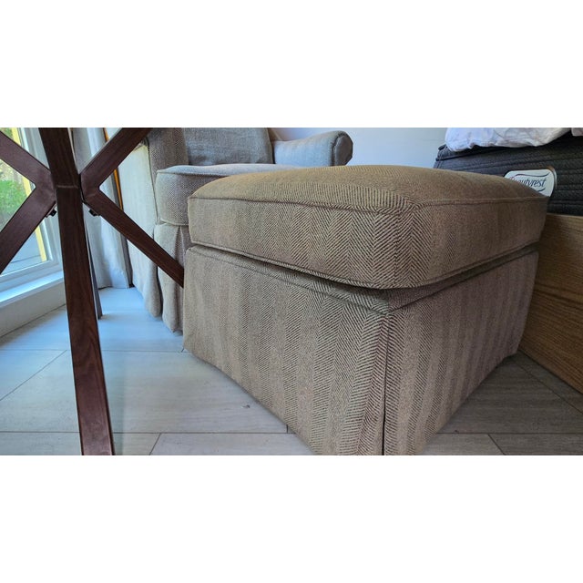 Textile Century Furniture Tyler Custom Source Configurable Lounge Chair & Ottoman | Home Elegance Collection | Made in Usa | 2021 For Sale - Image 7 of 10