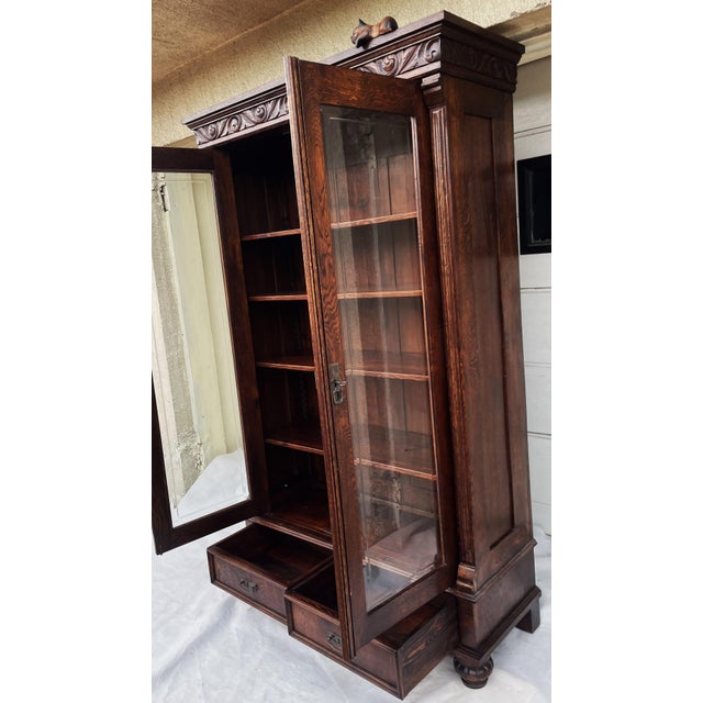 Antique Neo-Renaissance Oak Display Cabinet, 1910 For Sale - Image 15 of 18