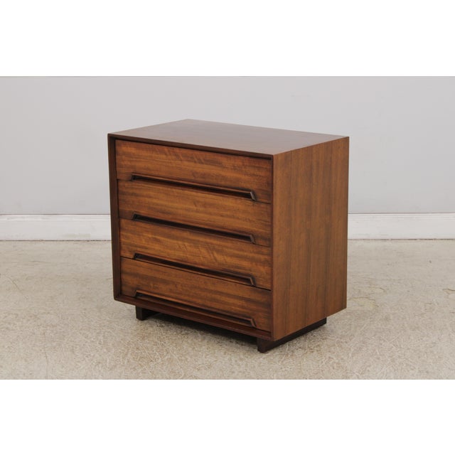 Mid-Century Modern Drexel Perspective Mid Century Modern Walnut 4 Drawer Chest For Sale - Image 3 of 18