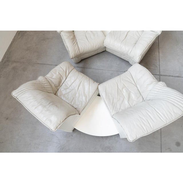 Set of Leather Sofas with Removable Central Corner Table, 1970 For Sale - Image 4 of 18