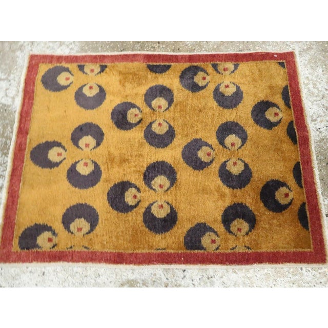 Galerie Shabab Collection Mid-20th Century Turkish Art Deco Throw Rug For Sale - Image 4 of 7