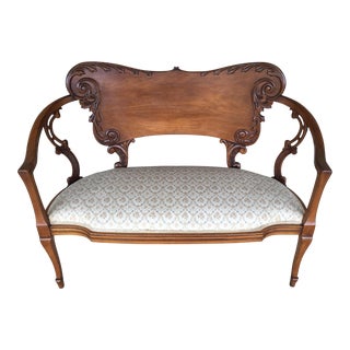 Antique Victorian Mahogany Love Seat For Sale