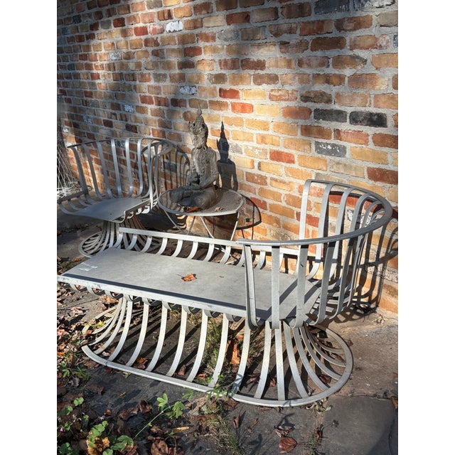 Light Gray Mid 20th Century Russell Woodard Patio Chaise and Lounge Chair, Attributed to Herbert Saiger - Set of 2 For Sale - Image 8 of 9