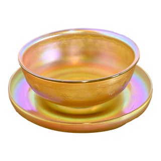 Louis Comfort Tiffany Favrile Iridescent Art Glass Bowl and Underplate With Intaglio Grapevine Motif For Sale