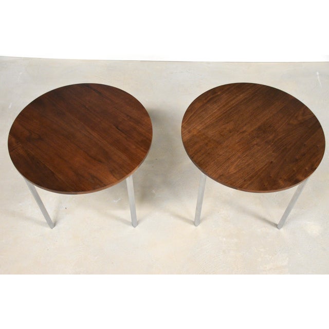 Mid-Century Modern Florence Knoll Round Walnut End Table - A Pair For Sale - Image 3 of 8