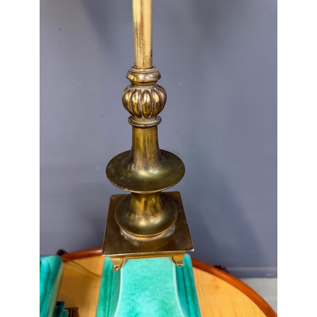1950s Pair of Ceramic and Brass Table Lamps by Edwin Cole for Stiffel Mid Century For Sale - Image 15 of 17