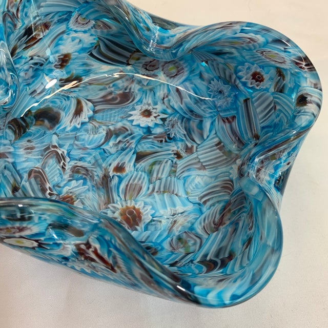1950s Vintage Mid-Century Murano Millefiori Blue Ruffled Glass Bowl - Fratelli Toso For Sale - Image 5 of 10