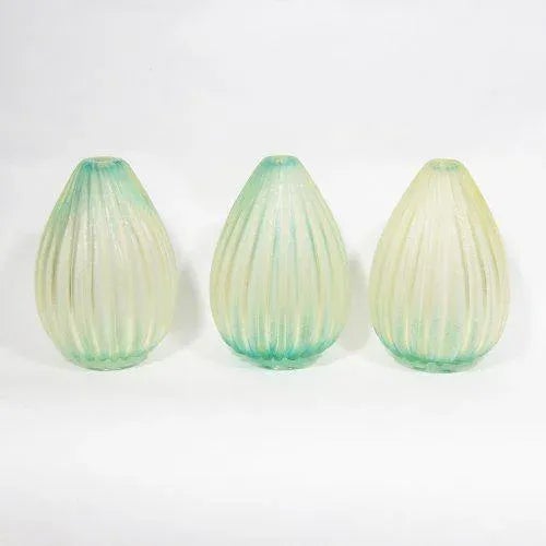 Ribboned Blown Glass Vases, 1960s, Set of 3 For Sale - Image 3 of 4