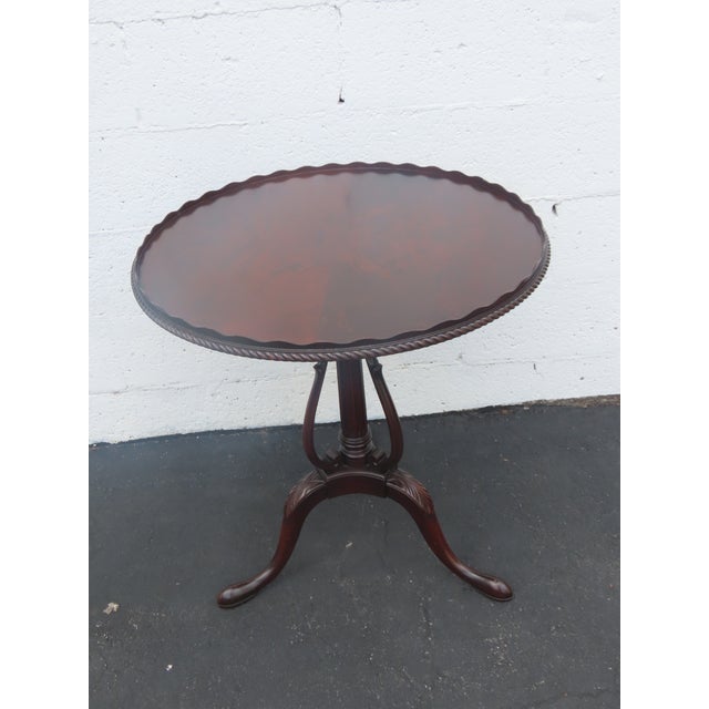 Weiman Weiman Furniture Pie Crust Flame Mahogany Round Side End Table 6631 For Sale - Image 4 of 12
