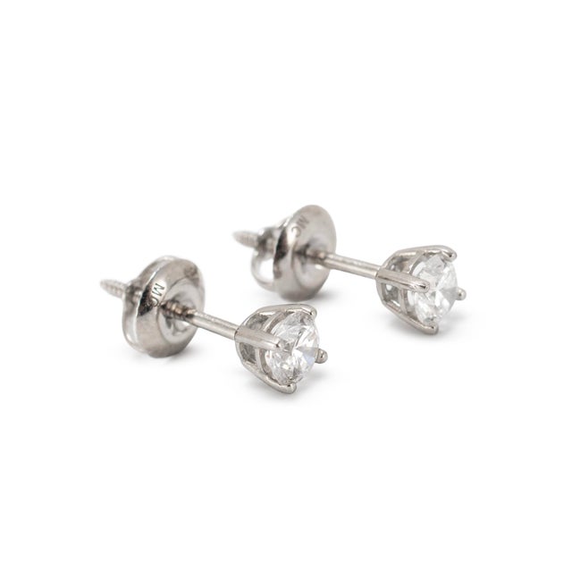 Gender: Unisex Metal Type: 14K White Gold Length: 0.25 inches Diameter: 3.90 mm Weight: 0.80 grams 14K white gold, lab-...