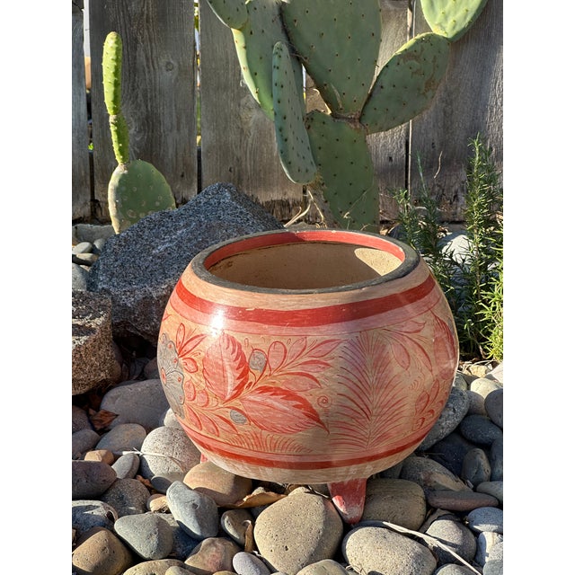 Mid 20th Century Vintage Tonalá Pottery Footed Planter – Hand-Painted Floral Design For Sale - Image 5 of 12