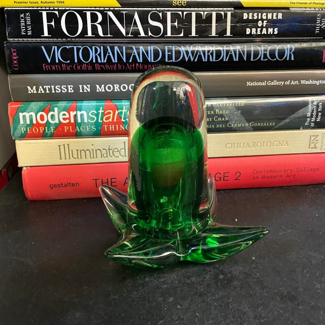 Green Petaled Art Glass Paper Weight Kit For Sale - Image 4 of 10