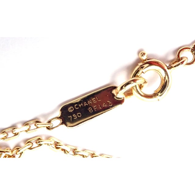 Gold Chanel 4 Leaf Clover Gold Diamond Pendant Link Chain Necklace For Sale - Image 8 of 12