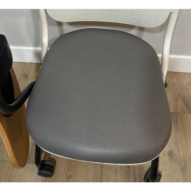 Krueger International (Ki) Tablet Arm Chair Desk For Sale In Denver - Image 6 of 9
