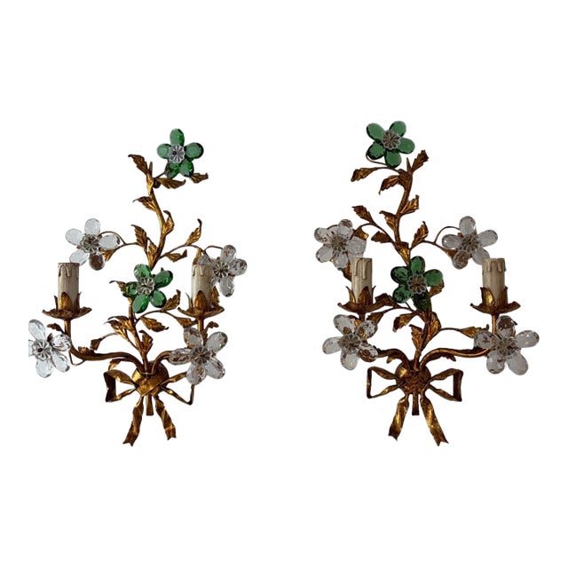 Maison Baguès Style Green Prisms Crystal Flowers Tole Bow Sconces, C 1930 For Sale