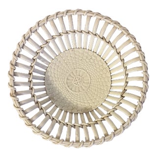 Antique 18th Century Wedgwood Creamware Round Woven Basket or Reticulated Fruit Bowl For Sale