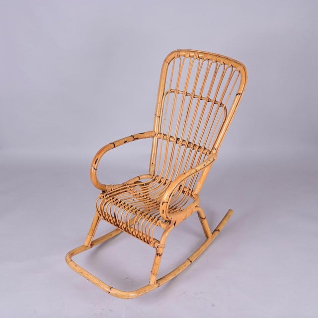 Mid-Century Italian French Riviera Curved Rattan and Bamboo Rocking Chair, 1970s For Sale - Image 10 of 18