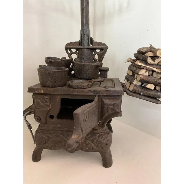 Model of an Old Wood Stove, 1950-60 For Sale - Image 9 of 13