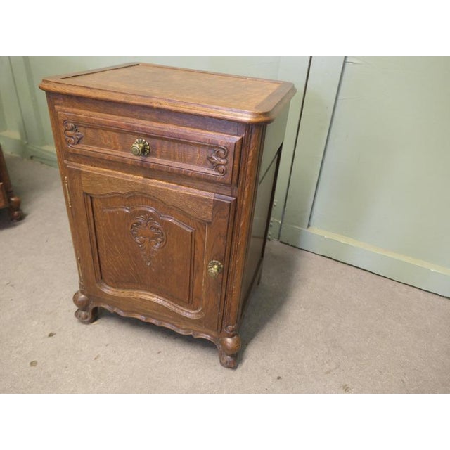 French Golden Oak Bedside Lockers, 1960, Set of 2 For Sale - Image 3 of 7