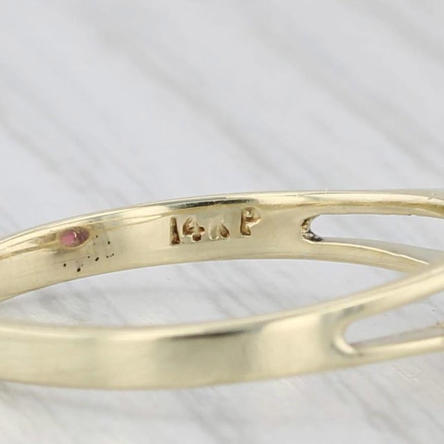 1.35ctw Pear Ruby Diamond Ring 14k Yellow Gold Size 6.5 For Sale - Image 4 of 8