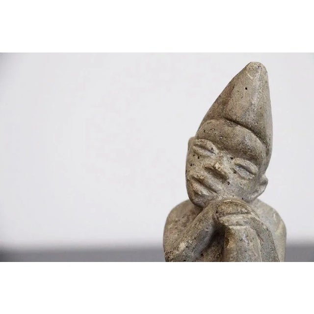Late 19th Century African Tribal Art The Thinker Statue Carved Stone Figurine For Sale - Image 5 of 7