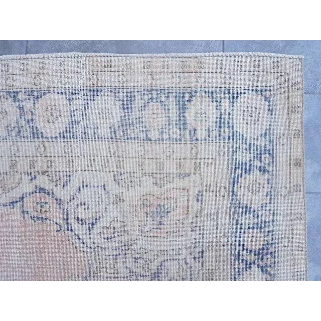 Tan 1960s Oversize Oushak Anatolian Floor Carpet For Sale - Image 8 of 10