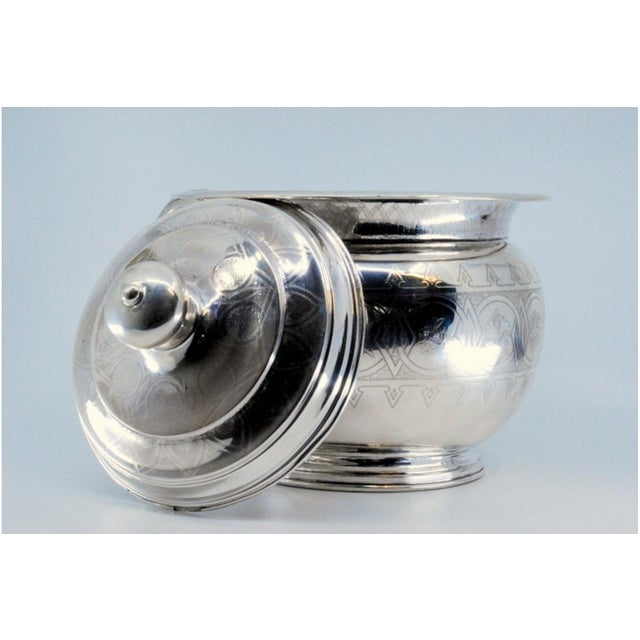 Silver Silver Chamber Pot with Circular Base Reliefs and Knob For Sale - Image 8 of 11