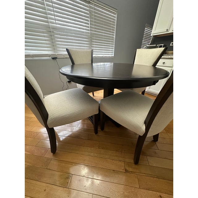 Palettes by Winesburg / Walter E. Smithe Dining Table For Sale - Image 4 of 4