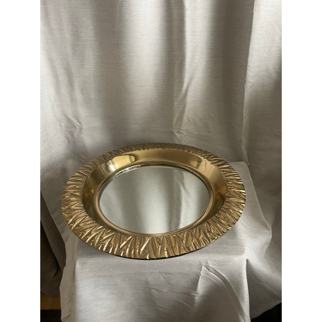 Hollywood Regency Elevated Brass and Mirror Tray For Sale - Image 3 of 7