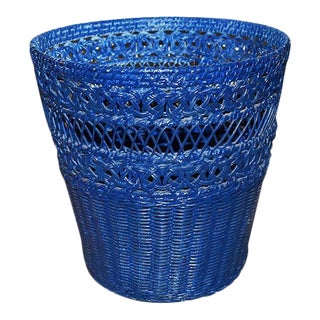 Bright Blue Circular Wicker Basket With Woven Floral Knot Pattern For Sale
