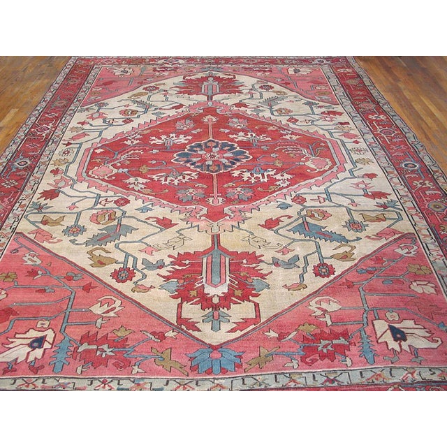Traditional 1890s Ivory Red Medallion Antique Persian Heriz Serapi Rug 9'2" X 12'2" Handknotted Wool Carpet For Sale - Image 3 of 13