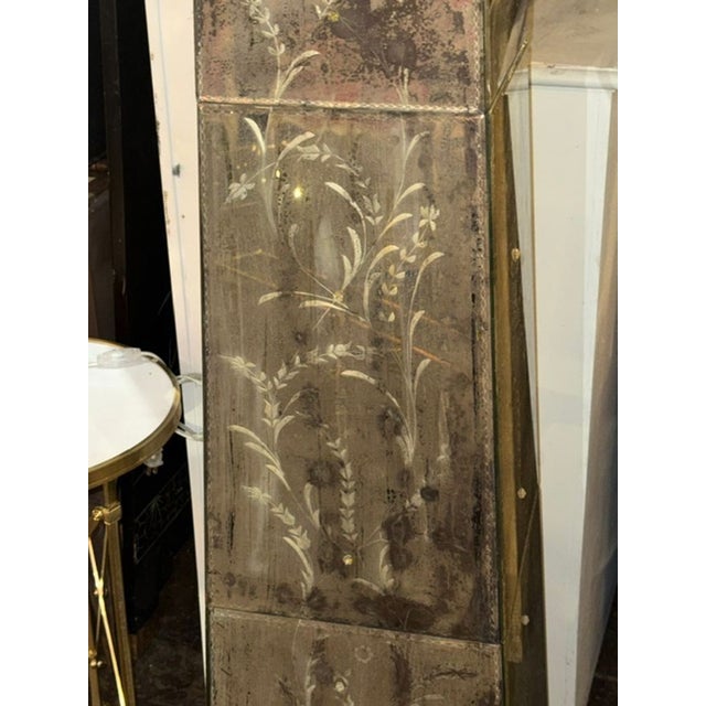 Transitional Large Vintage Italian Venetian Etched Glass Obelisk For Sale - Image 3 of 5