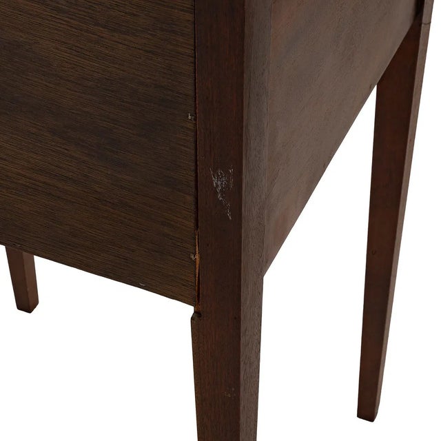 Hepplewhite Late 20th Century Hepplewhite Style Mahogany Sideboard With Brass Hardware and Tapered Legs For Sale - Image 3 of 12