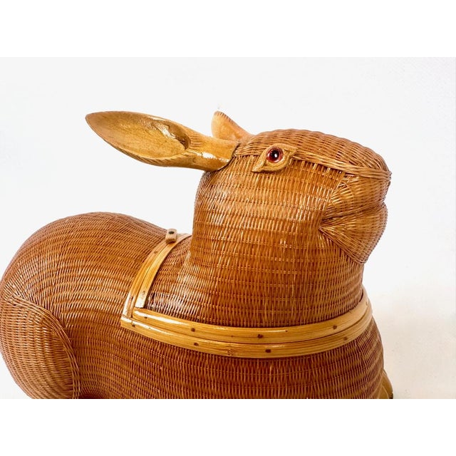 1950s Shanghai Zhejiang Handicrafts Collection Wicker Rabbit Box, 1950s For Sale - Image 5 of 14